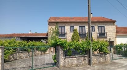 Gîte T4 à Fátima de 664 m²
