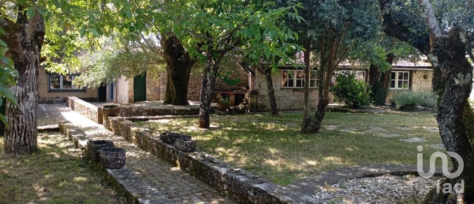 Gîte T4 à Fátima de 664 m²