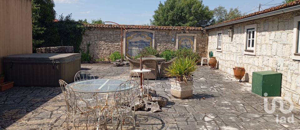 Gîte T4 à Fátima de 664 m²