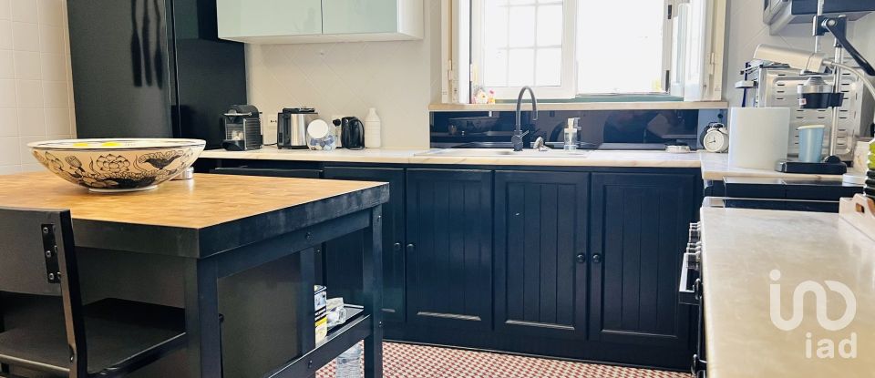 House T4 in Santarém (Marvila), Santa Iria Da Ribeira De Santarém, Santarém (São Salvador) E Santarém (São Nicolau) of 359 m²