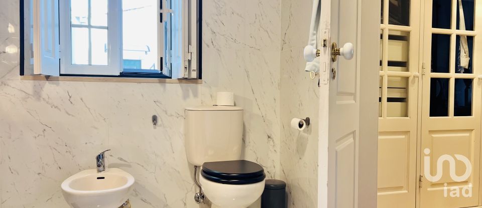 House T4 in Santarém (Marvila), Santa Iria Da Ribeira De Santarém, Santarém (São Salvador) E Santarém (São Nicolau) of 359 m²