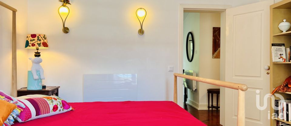 House T4 in Santarém (Marvila), Santa Iria Da Ribeira De Santarém, Santarém (São Salvador) E Santarém (São Nicolau) of 359 m²