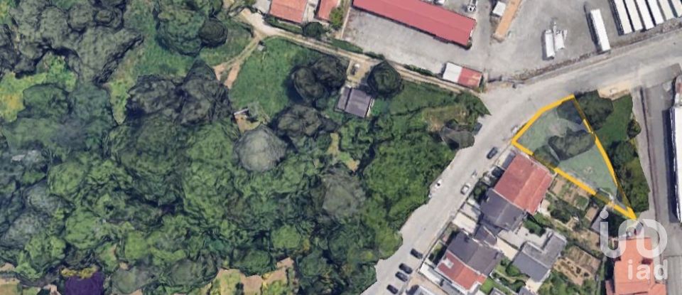 Land in Pedroso e Seixezelo of 390 m²
