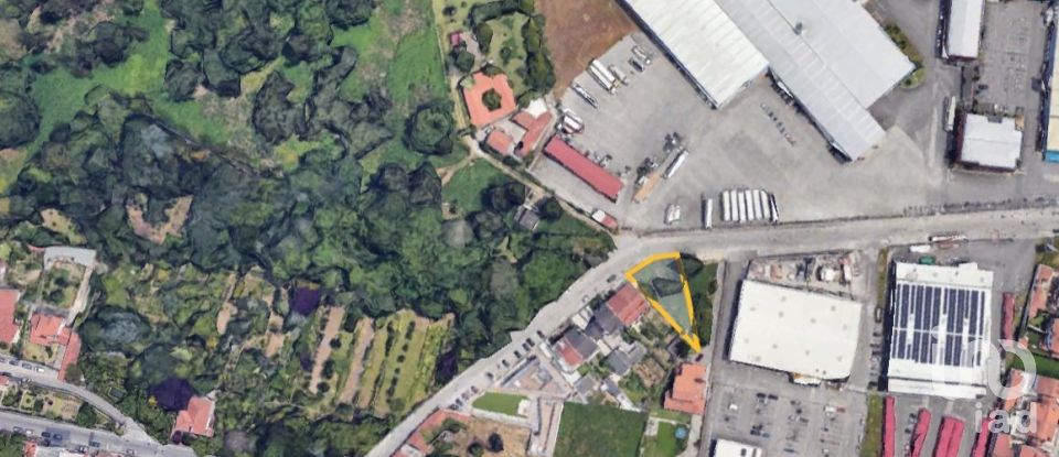 Land in Pedroso e Seixezelo of 390 m²