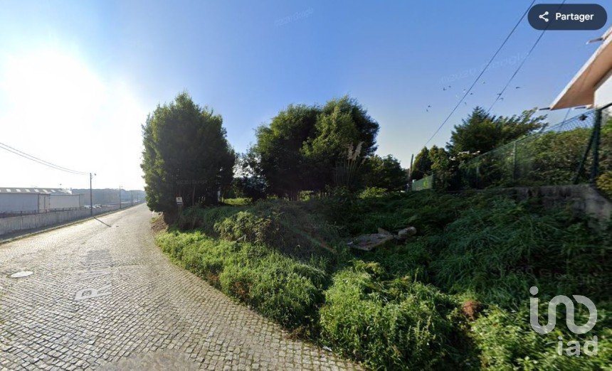 Land in Pedroso e Seixezelo of 345 m²