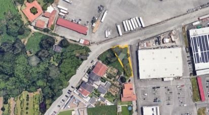 Land in Pedroso e Seixezelo of 345 m²