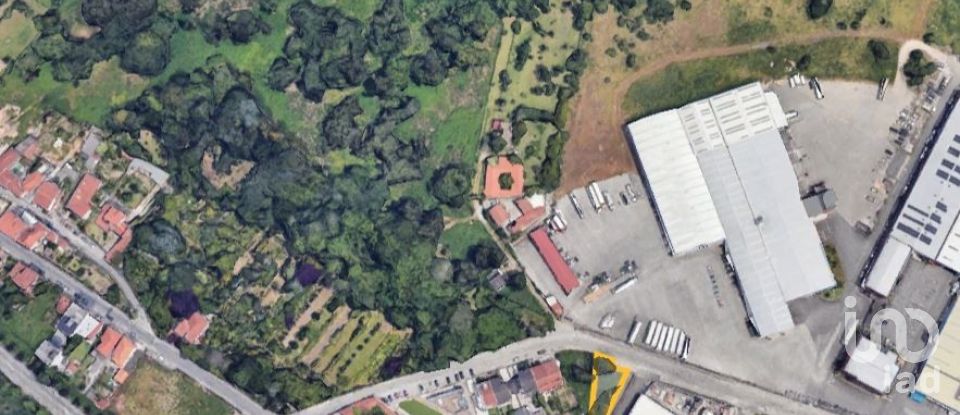Land in Pedroso e Seixezelo of 345 m²