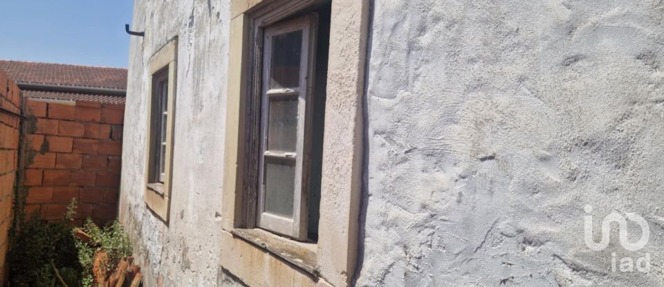 House T2 in Coz, Alpedriz e Montes of 72 m²