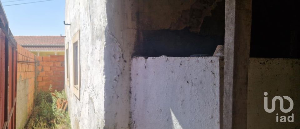 House T2 in Coz, Alpedriz e Montes of 72 m²