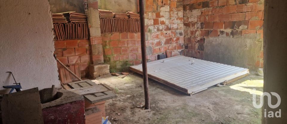 House T2 in Coz, Alpedriz e Montes of 72 m²