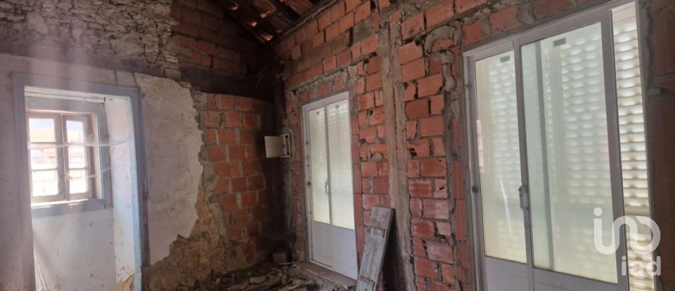 House T2 in Coz, Alpedriz e Montes of 72 m²