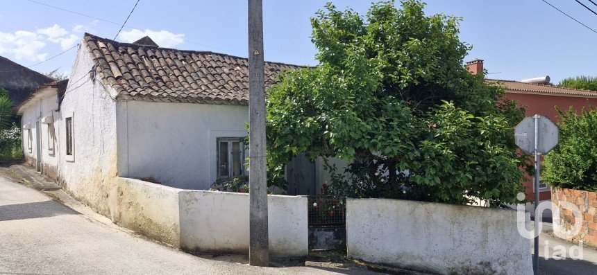 Moradia T3 em Azambujeira e Malaqueijo de 82 m²