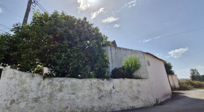 House T3 in Azambujeira e Malaqueijo of 82 m²