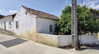 House T3 in Azambujeira e Malaqueijo of 82 m²