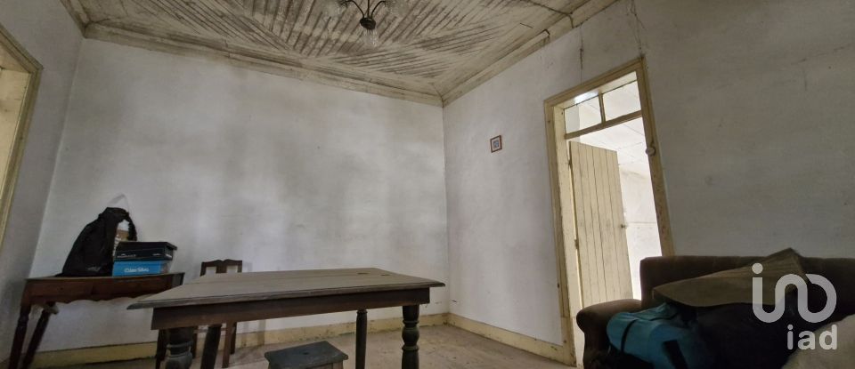 Moradia T3 em Azambujeira e Malaqueijo de 82 m²