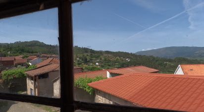 Maison T0 à Lindoso de 86 m²