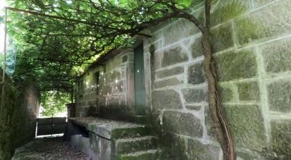 Maison T0 à Lindoso de 86 m²