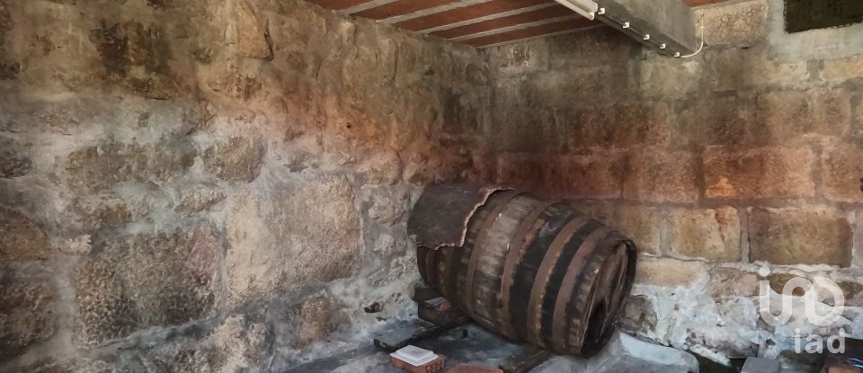 House T0 in Lindoso of 86 m²