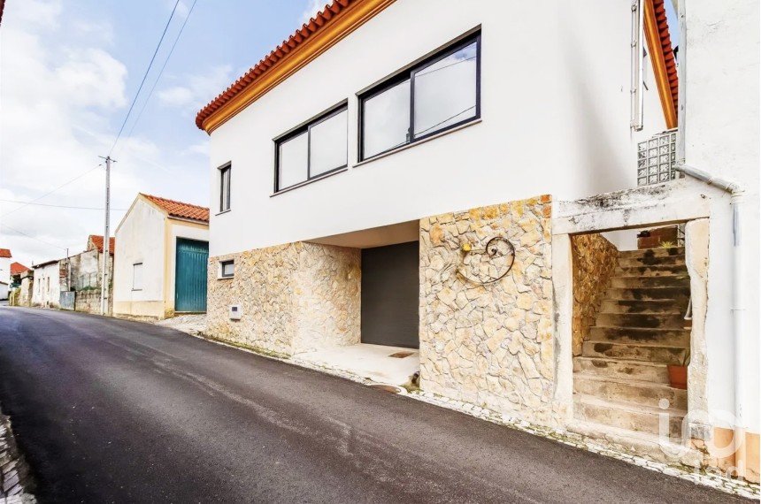 House T4 in Reguengo do Fetal of 150 m²