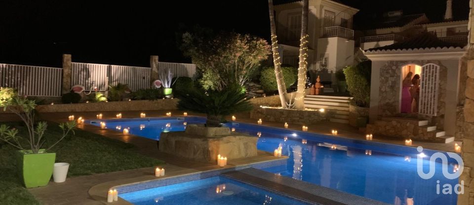 House T7 in Santa Bárbara de Nexe of 551 m²