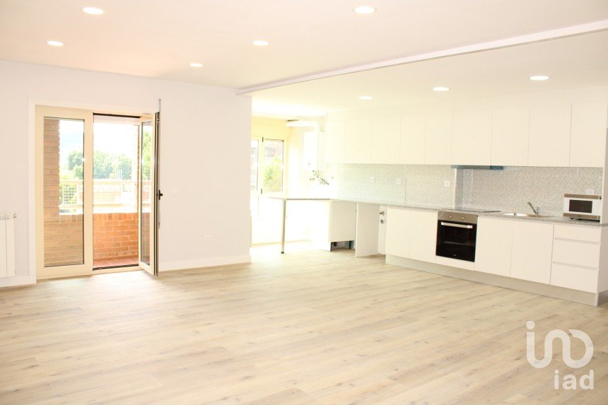 Apartment T3 in Santa Maria Maior of 121 m²