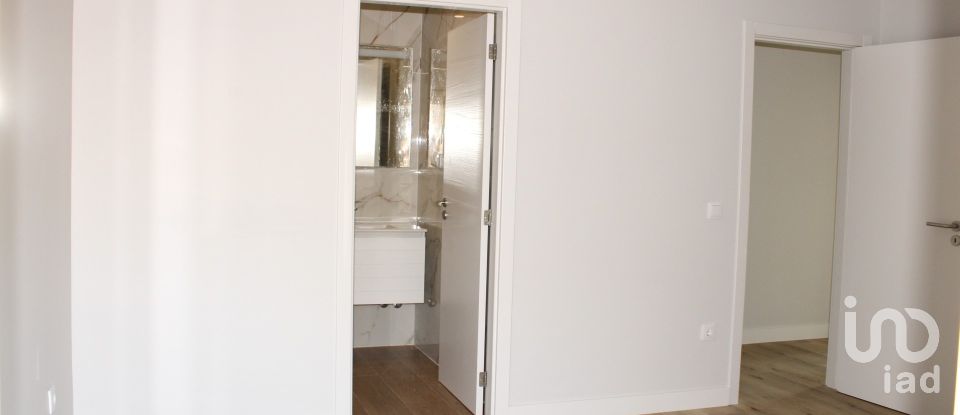 Apartment T3 in Santa Maria Maior of 121 m²