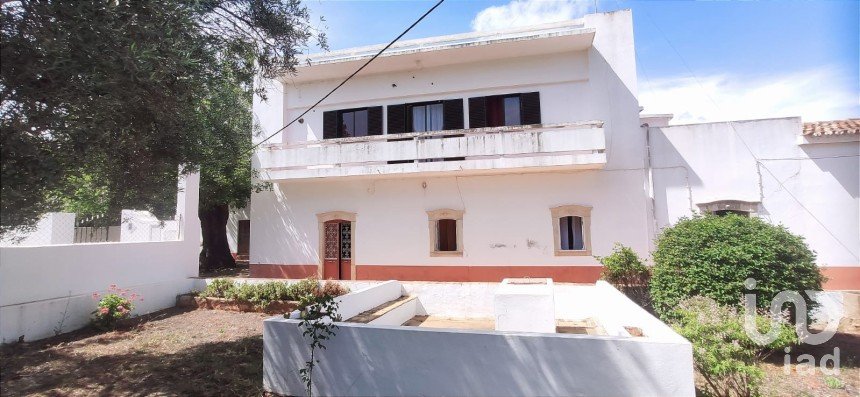 Maison T5 à Loulé (São Clemente) de 218 m²