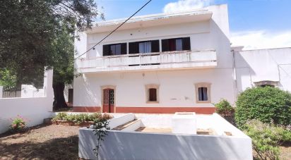 Maison T5 à Loulé (São Clemente) de 218 m²
