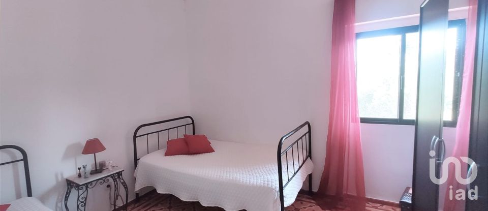 Maison T5 à Loulé (São Clemente) de 218 m²