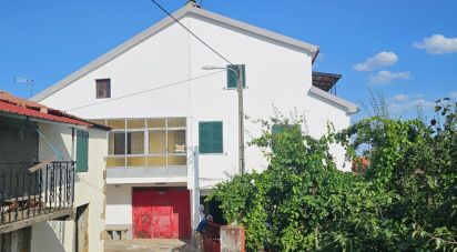 Gîte T3 à Parada e Faílde de 128 m²