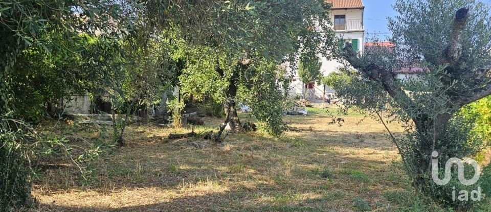 Casa T3 em Parada e Faílde de 128 m²