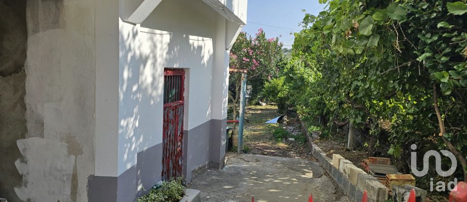 Casa T3 em Parada e Faílde de 128 m²