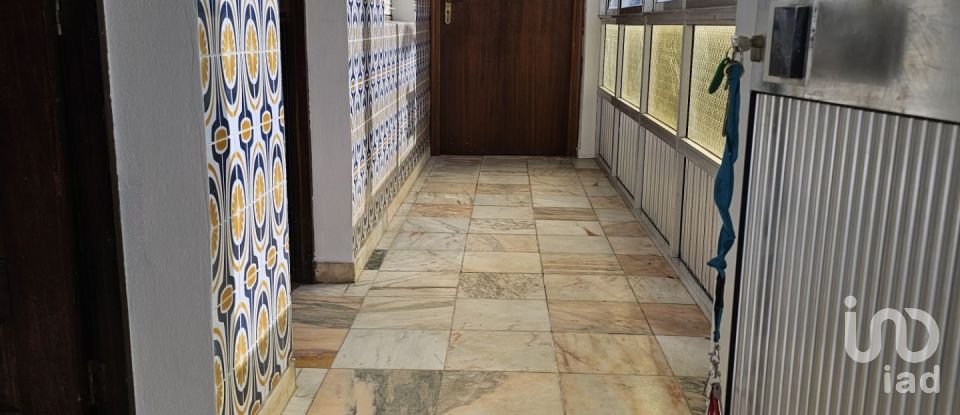 Casa T3 em Parada e Faílde de 128 m²