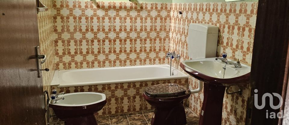 Casa T3 em Parada e Faílde de 128 m²