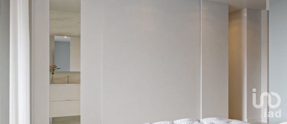 Duplex T5 in Faro (Sé e São Pedro) of 351 m²