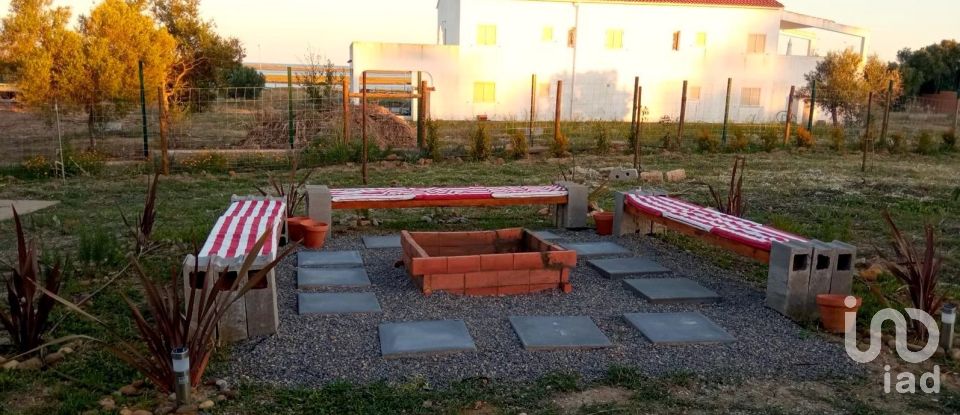 Maison T2 à Luz de Tavira e Santo Estêvão de 91 m²