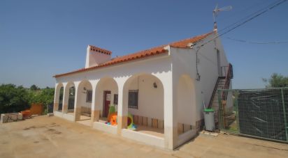 Maison T3 à Alandroal (Nossa Senhora Da Conceição), São Brás Dos Matos (Mina Do Bugalho) E Juromenha (Nossa Senhora Do Loreto) de 128 m²