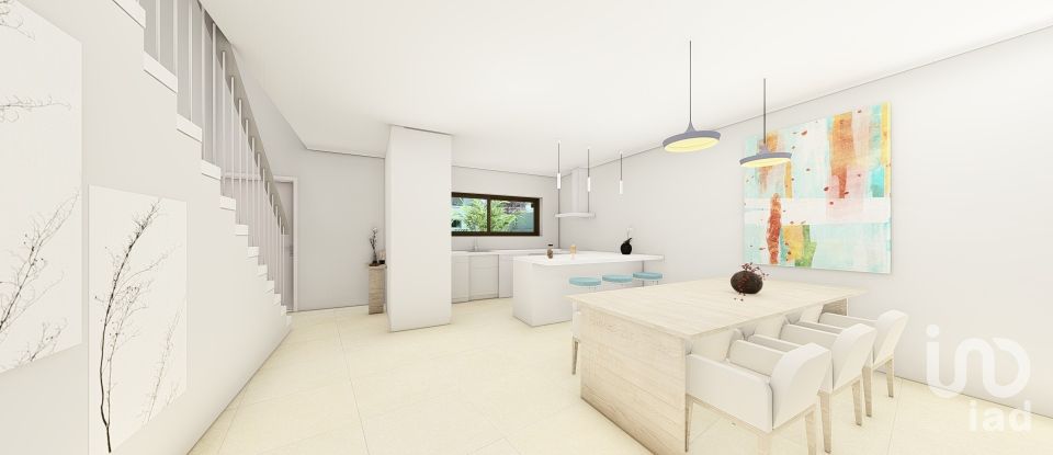 Casa T4 em Luz de 187 m²