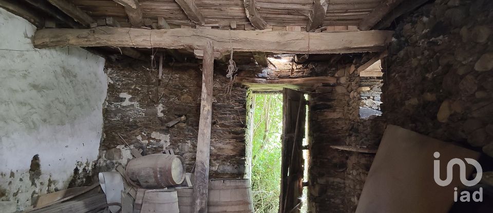 House T4 in Castanheira de Pêra e Coentral of 286 m²