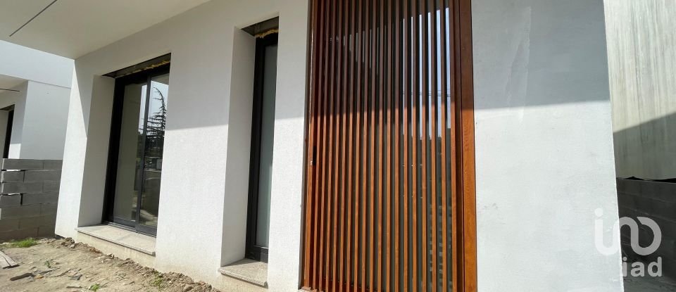 House T3 in Barcelos, Vila Boa e Vila Frescainha (São Martinho e São Pedro) of 176 m²