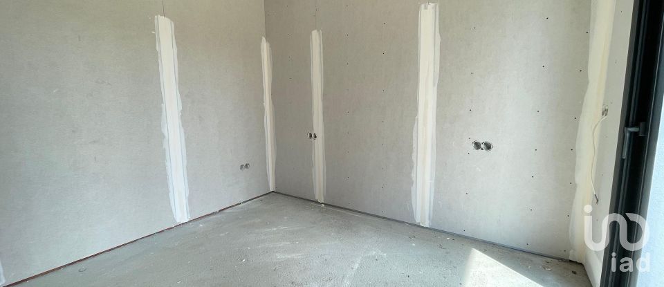 House T3 in Barcelos, Vila Boa e Vila Frescainha (São Martinho e São Pedro) of 176 m²