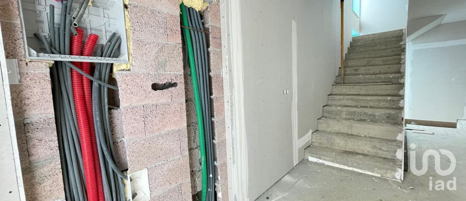 House T3 in Barcelos, Vila Boa e Vila Frescainha (São Martinho e São Pedro) of 176 m²