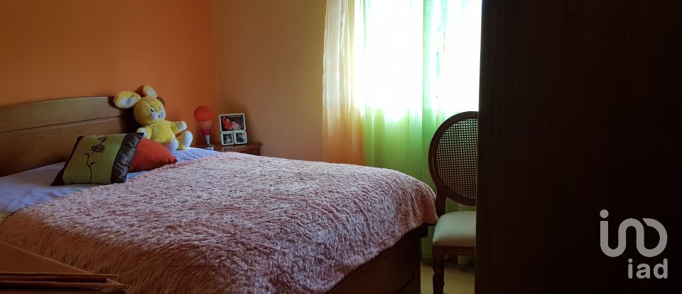 Moradia T4 em Campos e Vila Meã de 254 m²