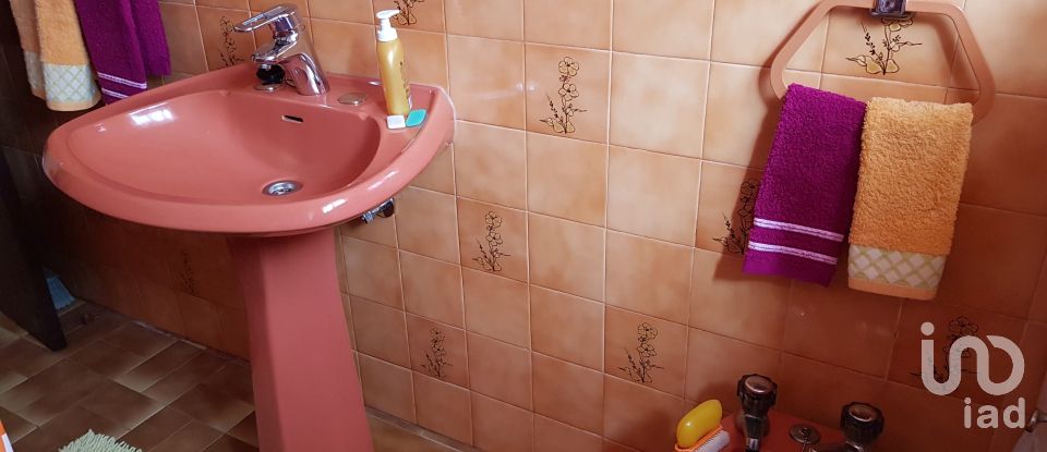 Moradia T4 em Campos e Vila Meã de 254 m²