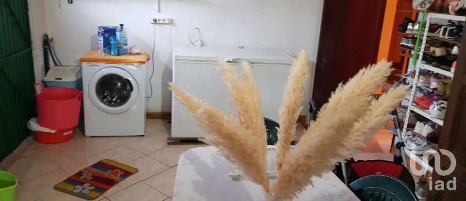 Moradia T4 em Campos e Vila Meã de 254 m²