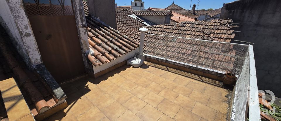 Maison T4 à Pedrógão Grande de 120 m²