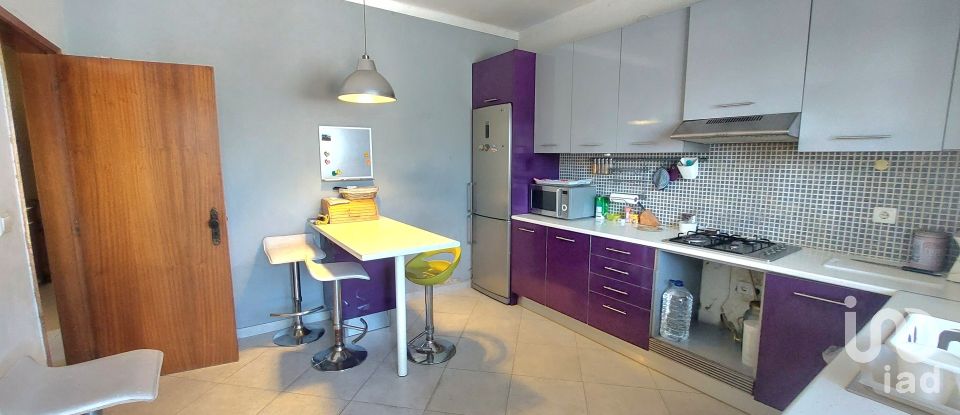 Moradia T4 em Quelfes de 243 m²