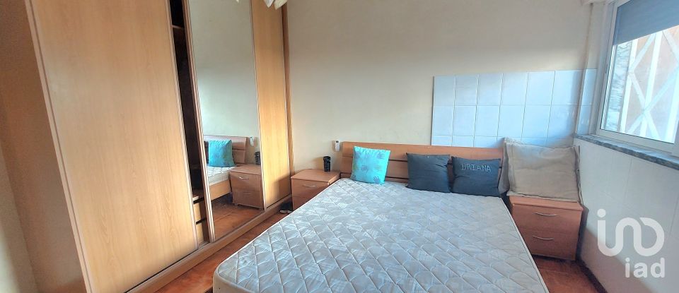 Moradia T4 em Quelfes de 243 m²