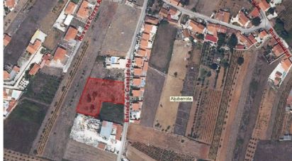 Terrain à Aljubarrota de 2 196 m²