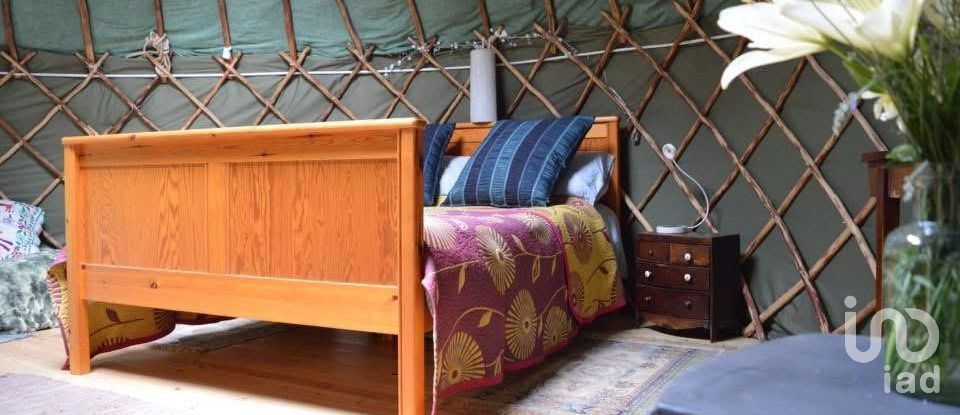 Moradia T4 em Cadafaz e Colmeal de 71 m²